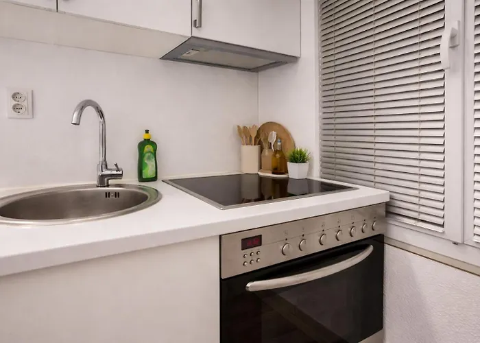 Beautiful - Prime Location - Old Town *